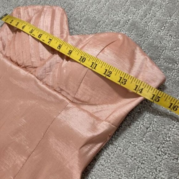 Romeo & Juliet Couture Peach Strapless Sz 6 Dress Pleated Bust & Detaile… - Picture 7 of 7